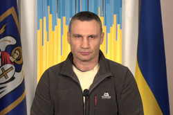 Киев продолжает держать оборону, ситуация контролируемая, - Кличко