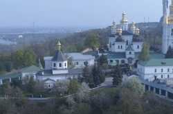 У Києво-Печерській лаврі відповіли на звинувачення у молитвах за окупантів (ВІДЕО)