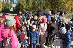 В озеро Жандарка на Осокорках выпустили рыбу