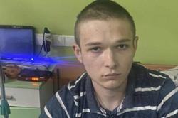 В Киевской области.мародер украл оружие и прострелил им себе ногу