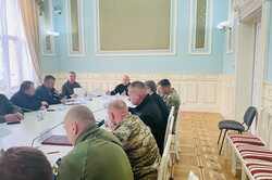 У Києві обговорили питання зупинки транспорту під час повітряної тривоги