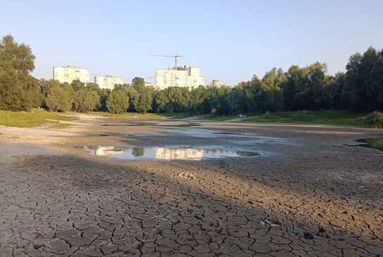 Забудовники знищили унікальне легендарне озеро у Києві (ФОТО)