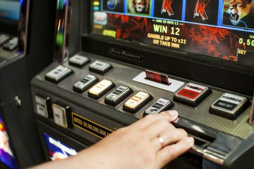 Игровые автоматы г.киева arizona rp казино чит