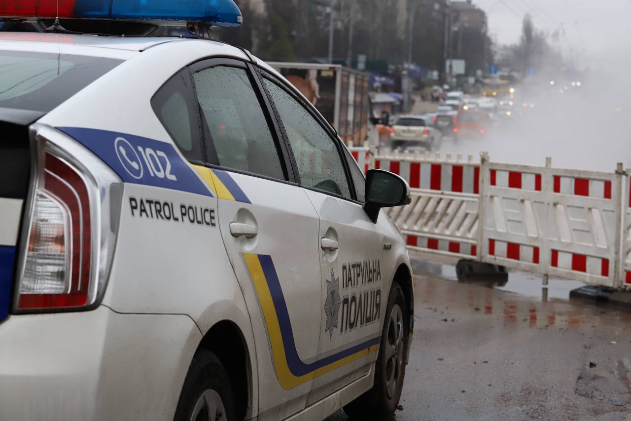 Стало відомо подробиці аварії трубопроводу у центрі Києва (ФОТО, ВІДЕО)