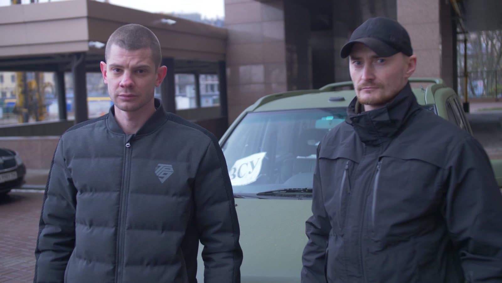 Волонтер Олексій Антонов та «Українська команда» передали Nissan 72-й бригаді у Донецьку область