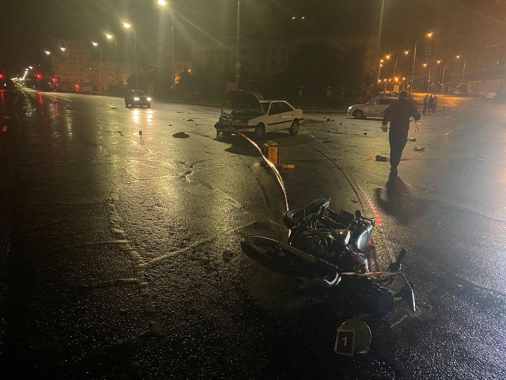 П’яний водій в центрі Києва скоїв смертельну ДТП (ФОТО)