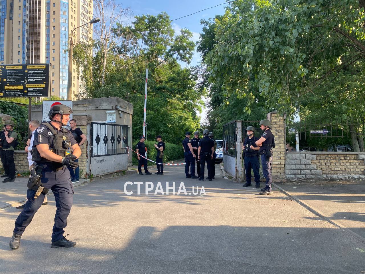 У Шевченківському райсуді Києва пролунав вибух: що відомо зараз