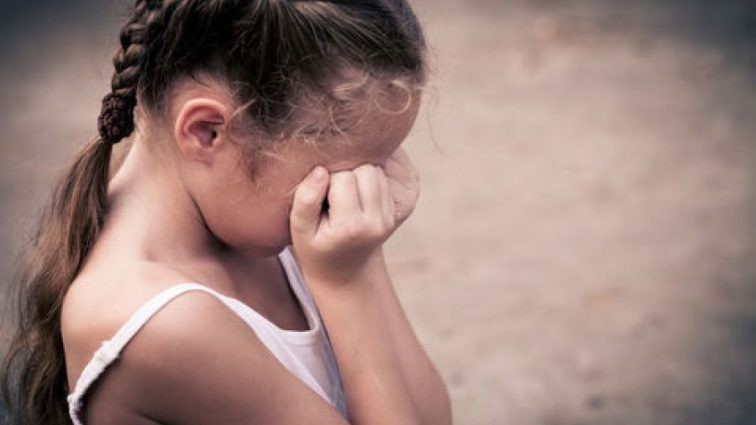 У Києві засудили працівника школи за розбещення 10-річної дівчинки: подробиці