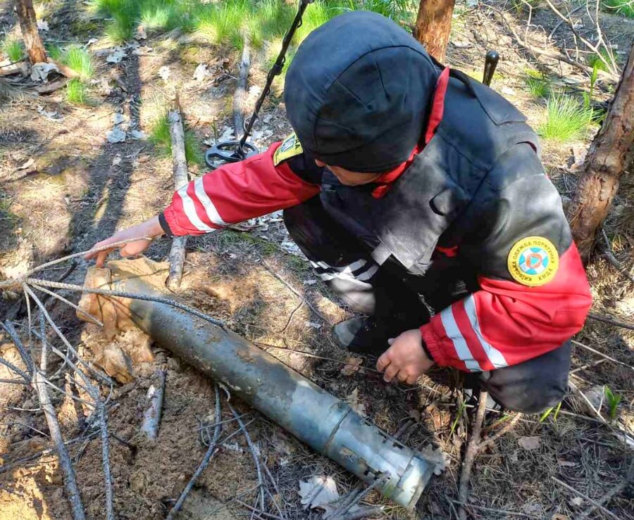 У Києві знайшли залишки від боєприпасів РСЗВ «Град»