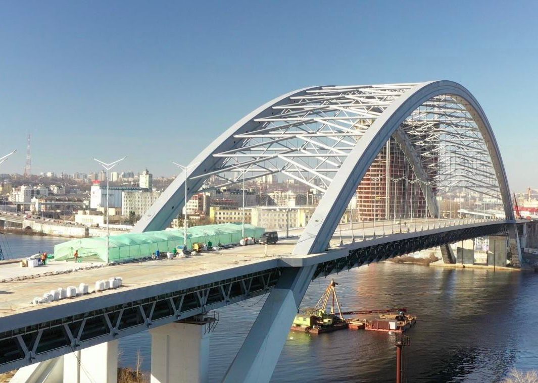 На будівництві Подільського мосту розікрали понад сотню мільйонів (ФОТО)